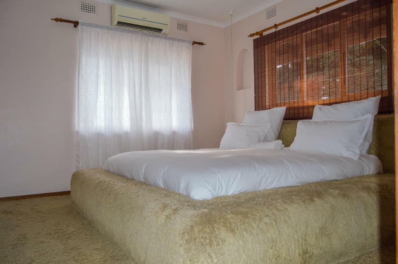 Emangunini Guest House ริชาร์ดสเบย์ ภายนอก รูปภาพ