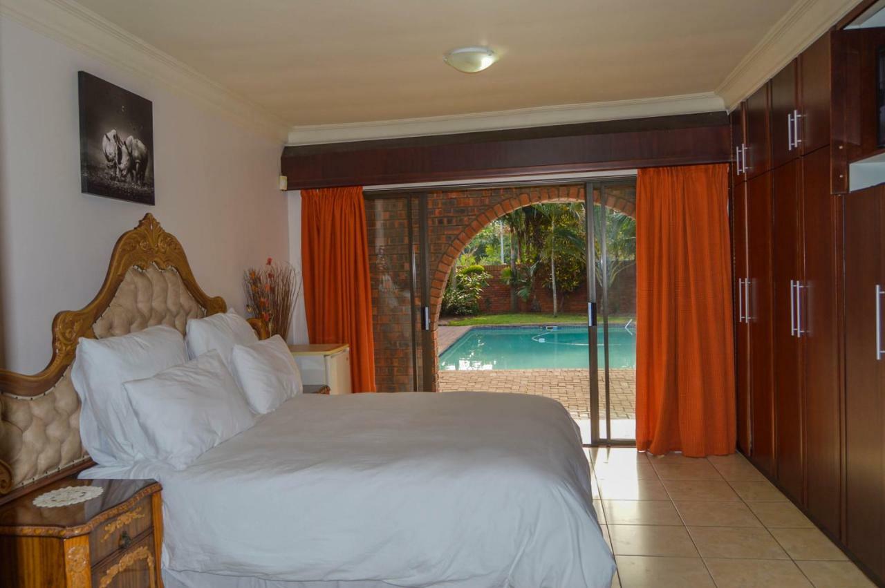 Emangunini Guest House ริชาร์ดสเบย์ ภายนอก รูปภาพ