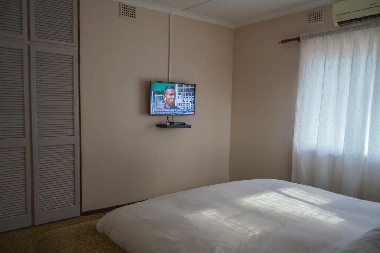 Emangunini Guest House ริชาร์ดสเบย์ ภายนอก รูปภาพ