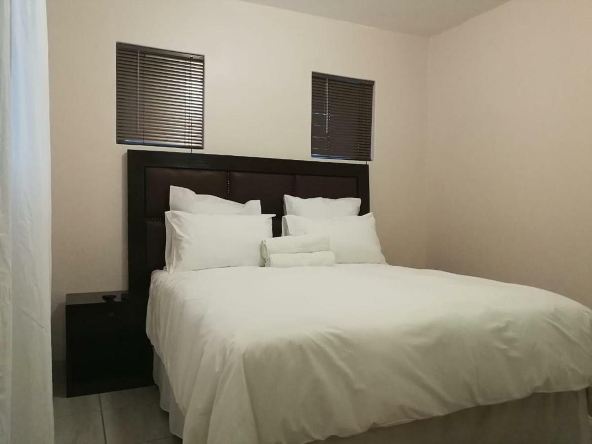Emangunini Guest House ริชาร์ดสเบย์ ภายนอก รูปภาพ