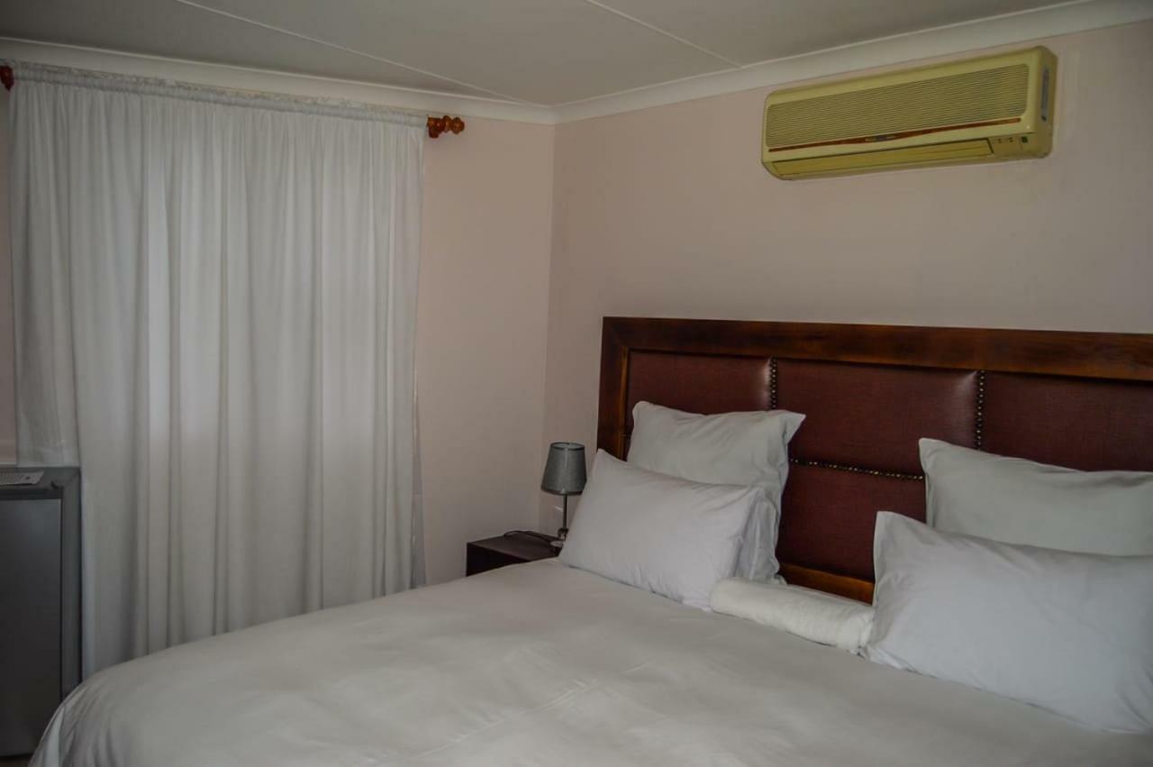 Emangunini Guest House ริชาร์ดสเบย์ ภายนอก รูปภาพ