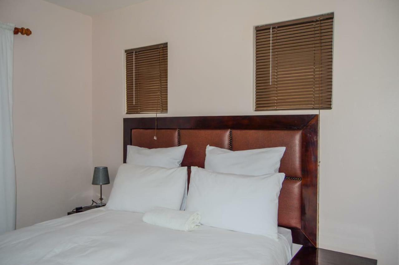 Emangunini Guest House ริชาร์ดสเบย์ ภายนอก รูปภาพ