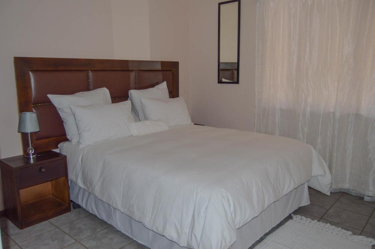 Emangunini Guest House ริชาร์ดสเบย์ ภายนอก รูปภาพ
